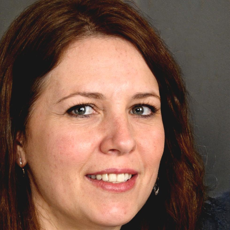 Retrato profesional de Carmen Villanueva