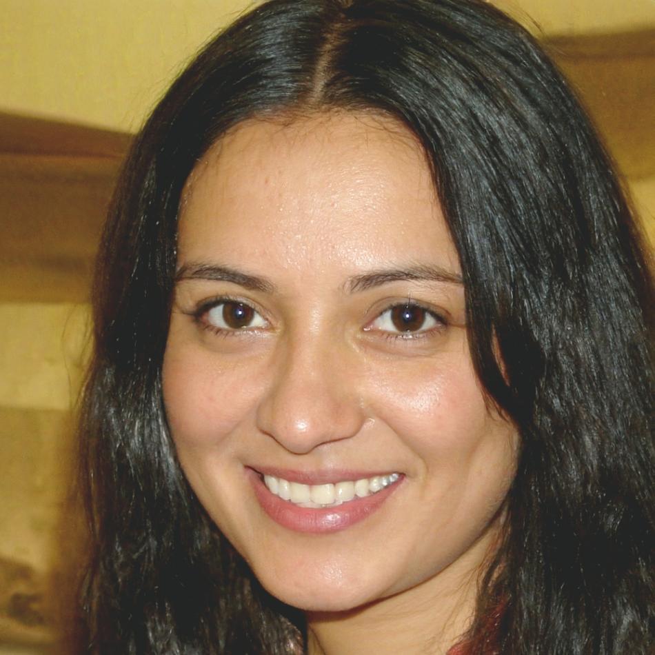 Elena Vega, Directora de Investigación en PLN